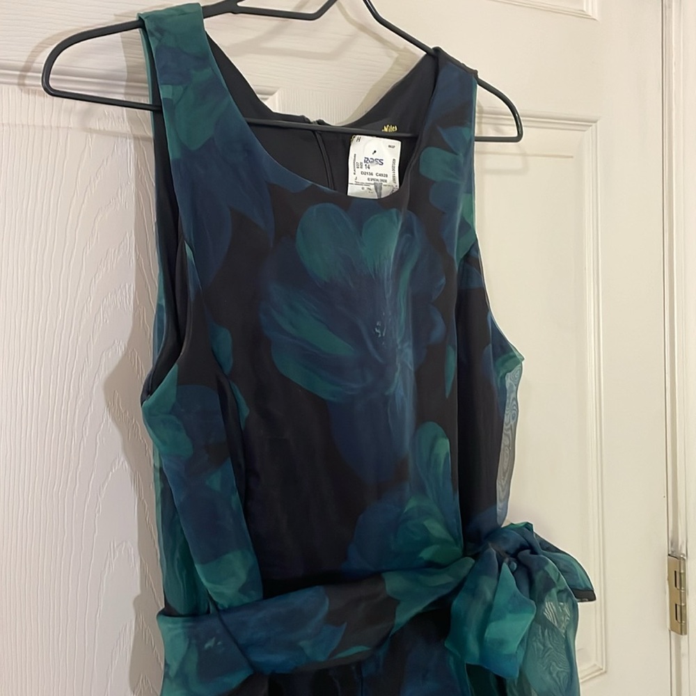 NWT Shelby Nites Green/Blue/Black Floral Sheer Lined Sleeveless Split Skirt 14